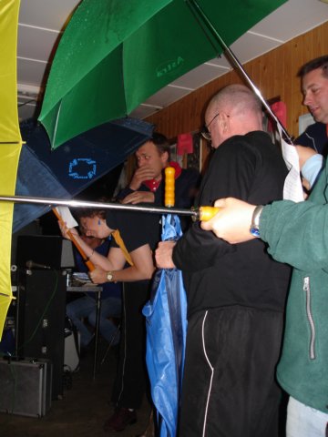 2006HWK 121.jpg